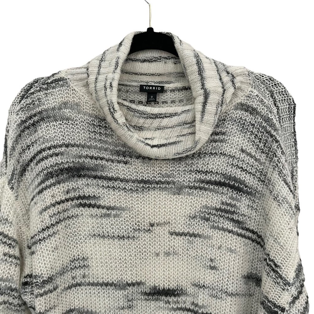 Torrid Women’s Space Dye Long Sleeve Turtleneck Pullover Sweater Size 0 (Large)